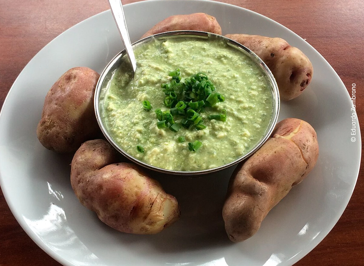 Recorre el Perú con sus platos bandera: aprende la receta en un minuto